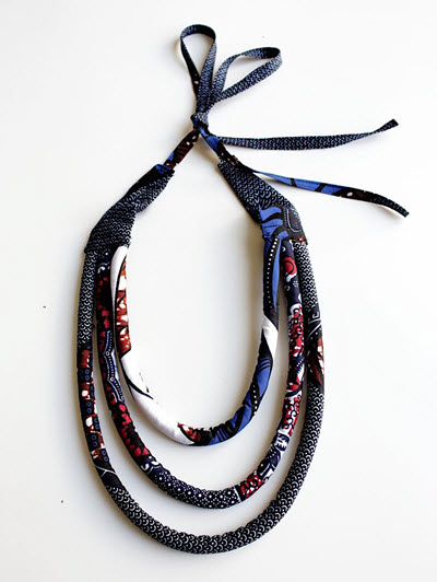 Collier en tissu fait main