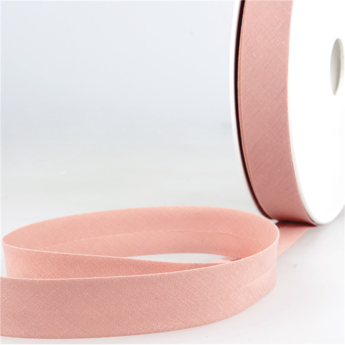 Biais étroit 20mm rose poudre au mètre Biais étroit 20mm rose poudre au mètre