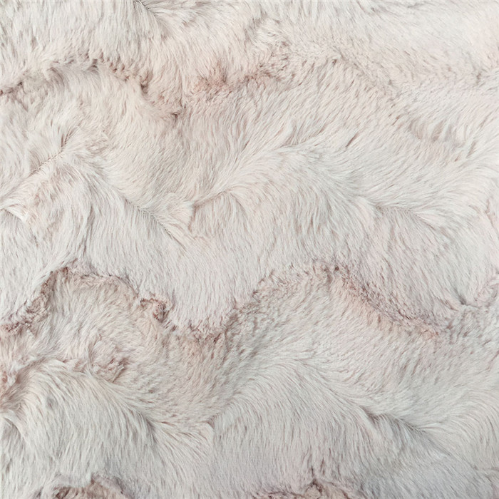 Fourrure synthétique vagues rose au 50cm Fourrure synthétique vagues rose au 50cm