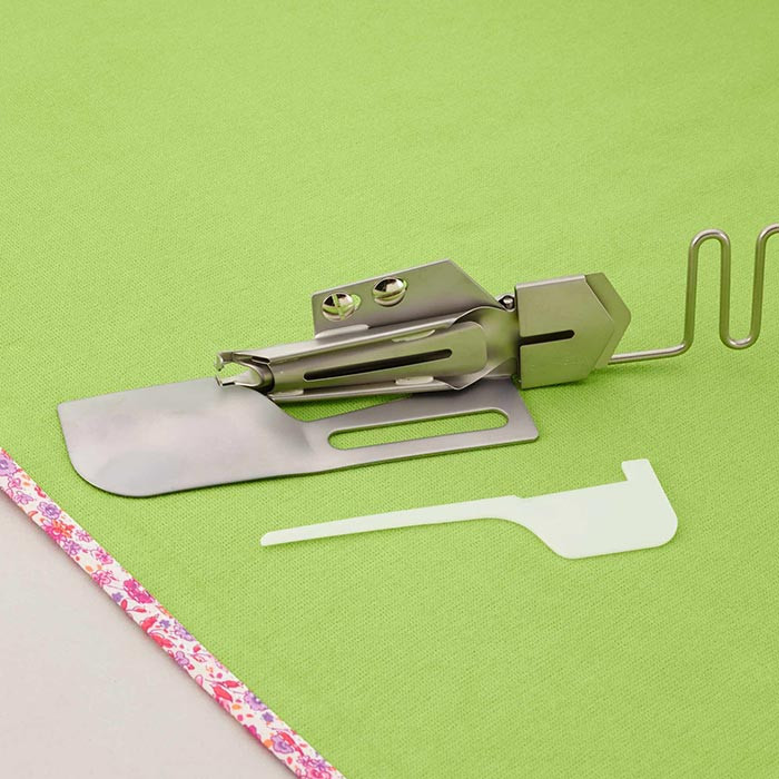 Guide pose biais double Brother SA231CV Guide pose biais double Brother SA231CV