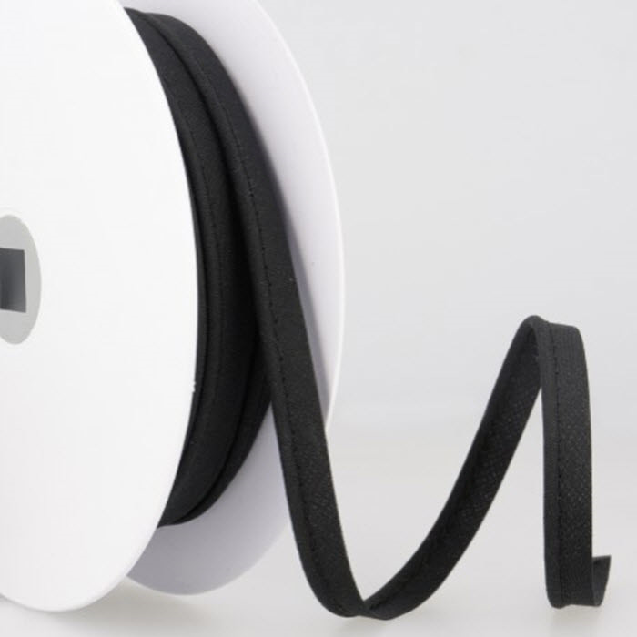 Passepoil mèche 2mm noir au mètre Passepoil mèche 2mm noir au mètre