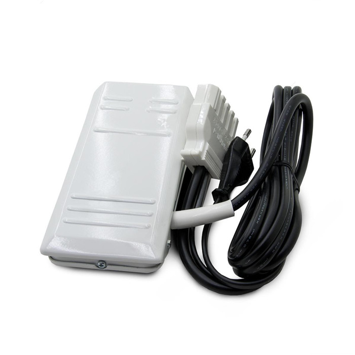 Pédale, rhéostat complète Janome & Elna Pédale, rhéostat complète Janome & Elna