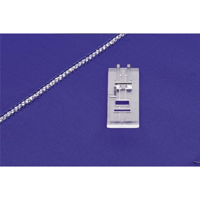 Pied chaînette transparent "F" Pied chaînette transparent "F"