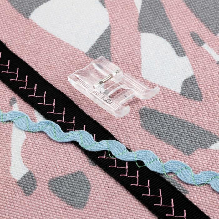 Pied plastique transparent 5mm F022N Pied plastique transparent 5mm F022N