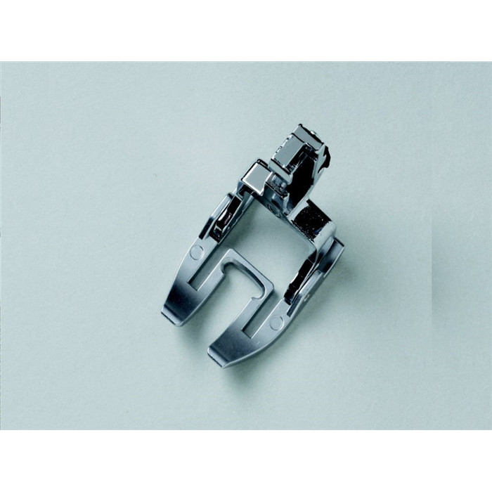 Pied satin, application métal ouvert Acu Pied satin, application métal ouvert Acu