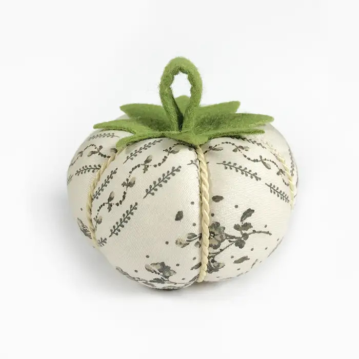 Porte-épingles tomate à fleurs Porte-épingles tomate à fleurs